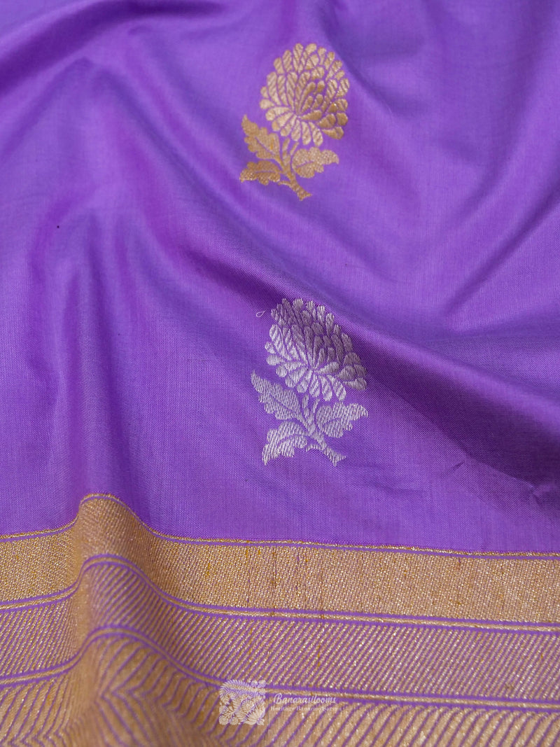 Light Voilet Pure Katan Silk Kadhua Booti Handloom Saree